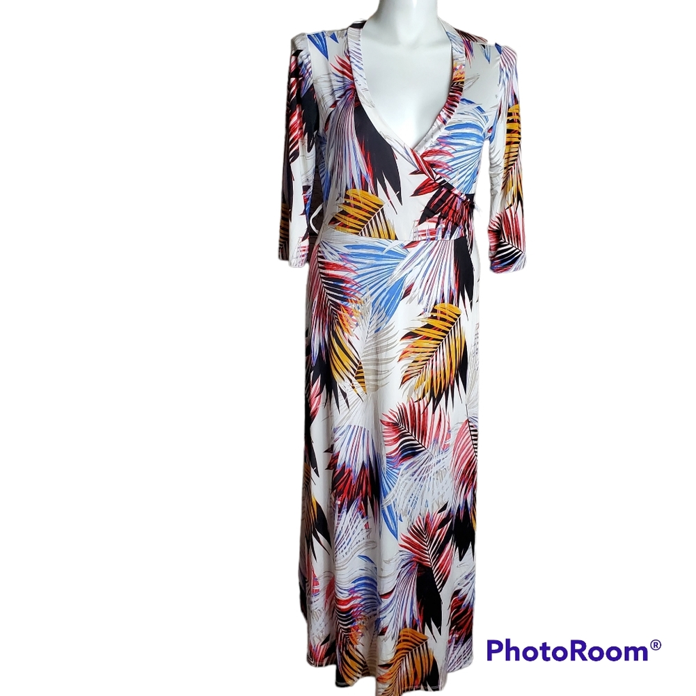 Lilian Tropical Dress Size 1XPit to pit approx: 17 inches Right shoulder to b